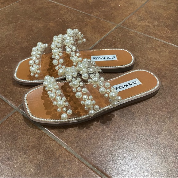 Steve Madden Shoes - Steve Madden Taye Pearl Sandals